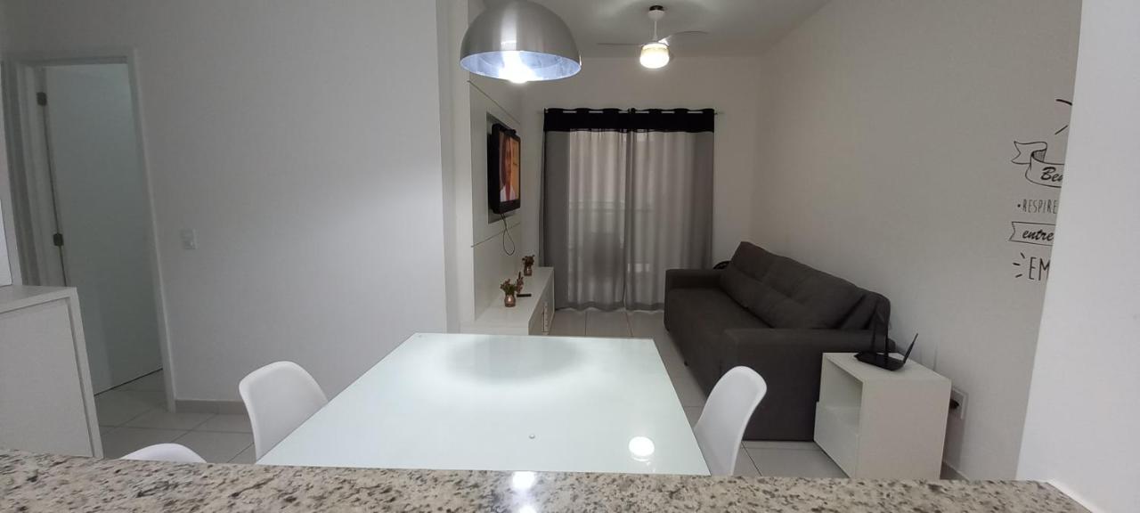 Apartamento Praia Grande: Conforto e Wi-Fi na Orla de Ubatuba Exterior photo
