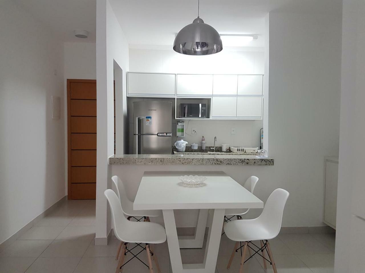 Apartamento Praia Grande: Conforto e Wi-Fi na Orla de Ubatuba Exterior photo